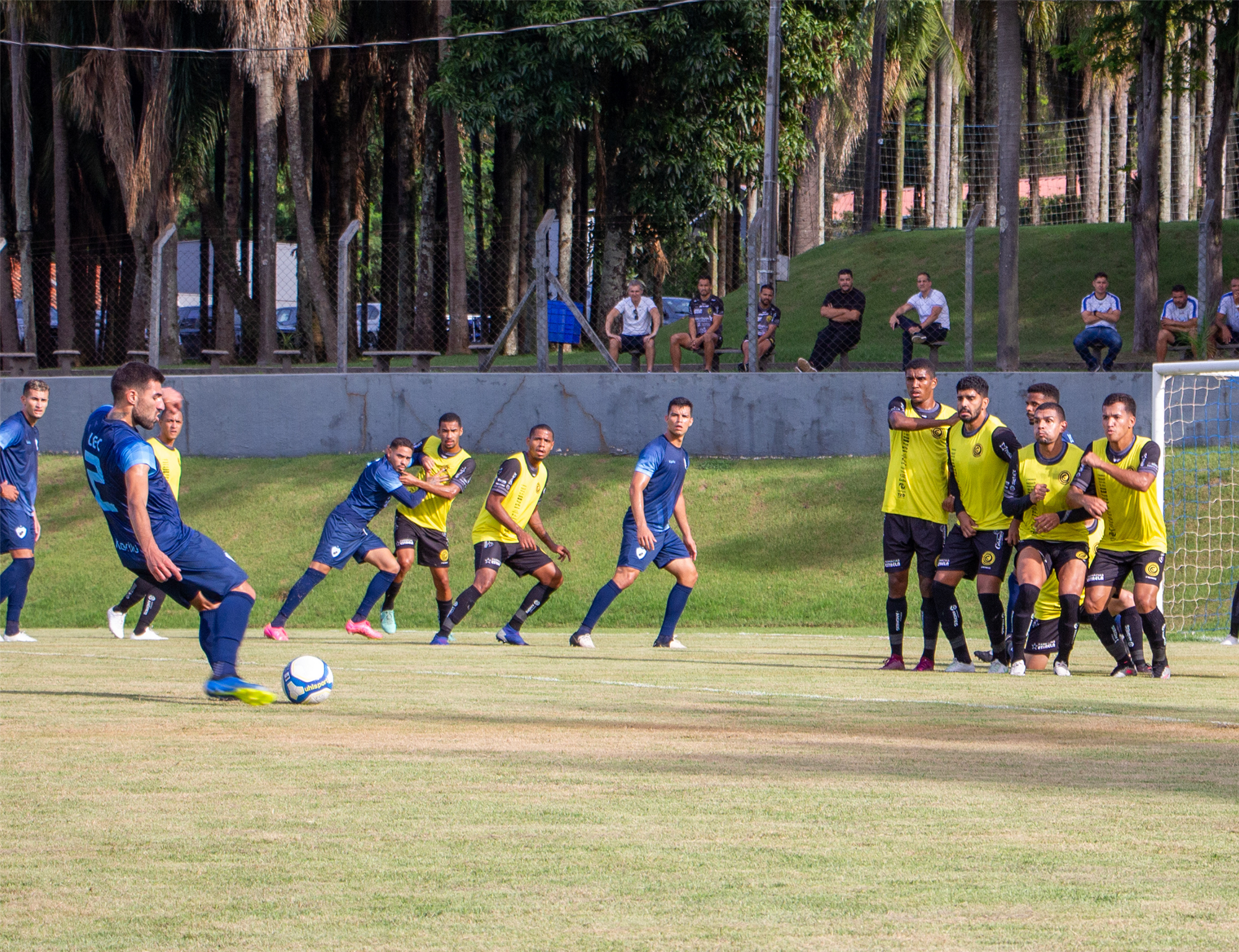 Londrina faz jogo-treino de preparação para a Série C contra o FC Cascavel