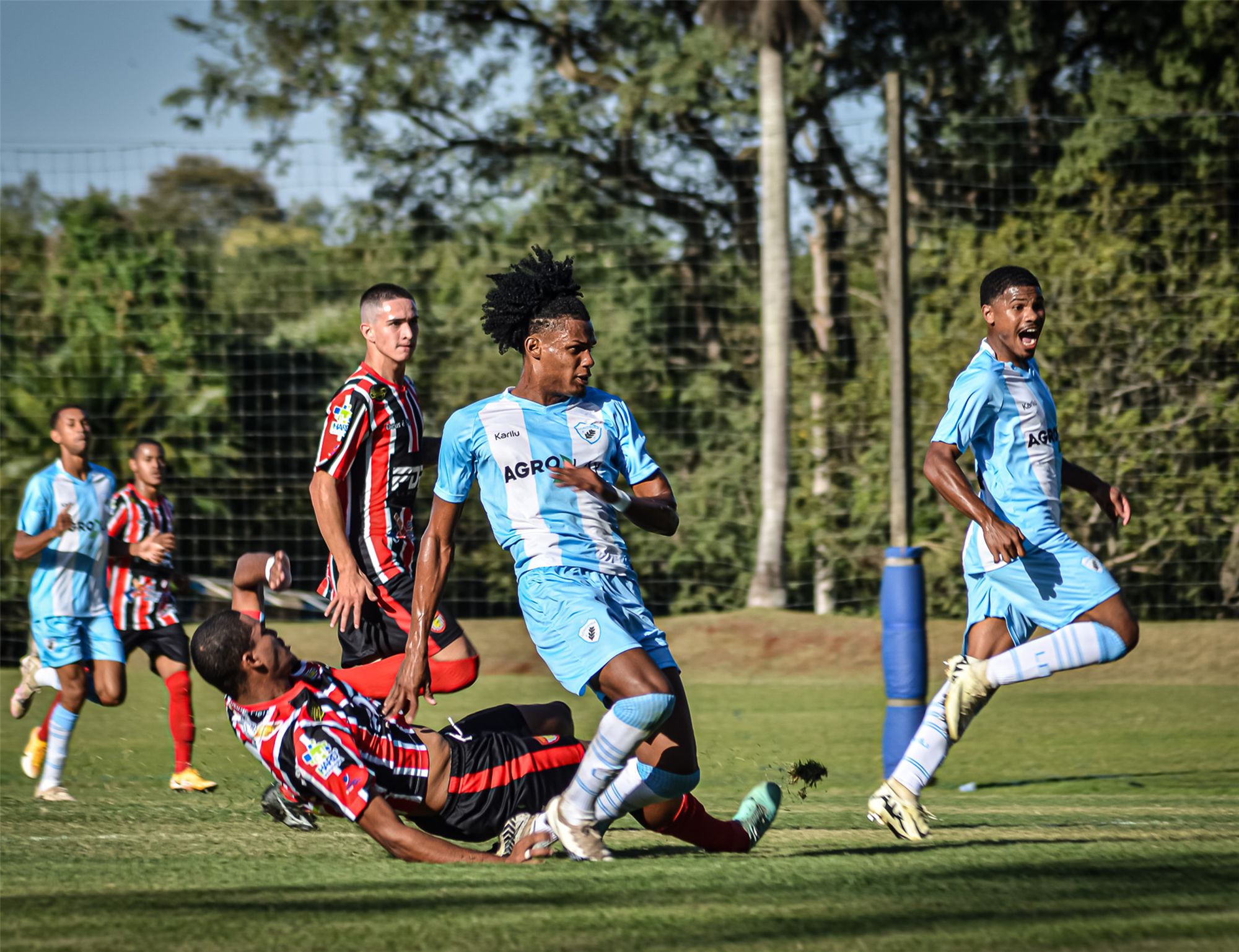 De virada, Londrina vence o Apucarana Sports no sub-20
