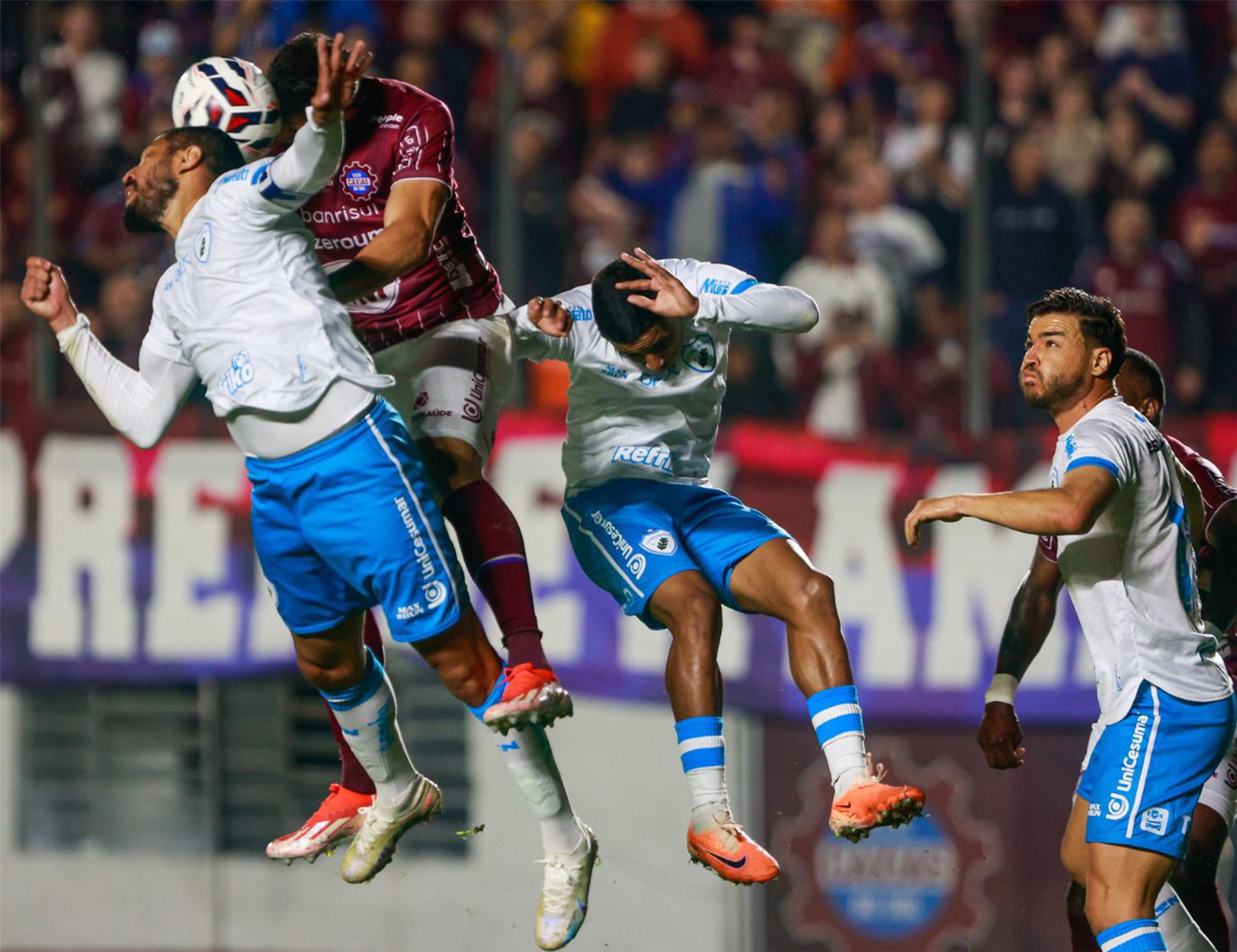 Em belo gol, Londrina vence o Caxias e lidera o Grupo B