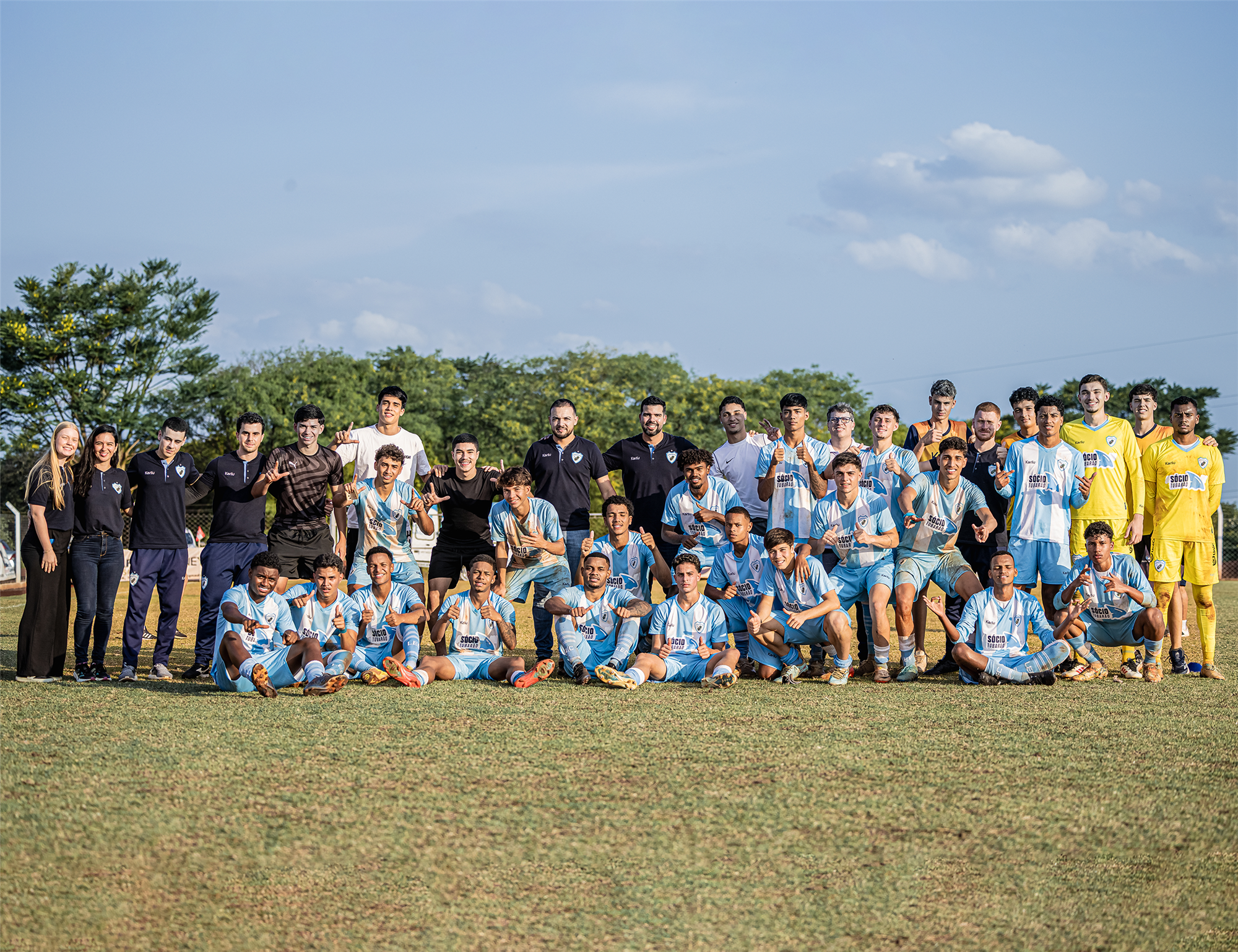Londrina vence e encerra a primeira fase com 100%